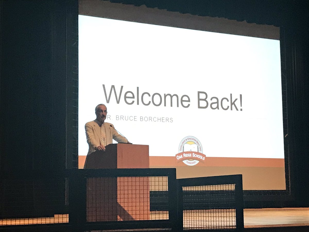 JMS_Eagles's tweet image. Kicking off our first day!  JMS is so thankful for the support of Dr. Borchers and our BOE (Keys Fillauer, Laura McLean &amp;amp; Erin Webb)! #ORSRocks #JMS @ORSchools #Everybody #Always