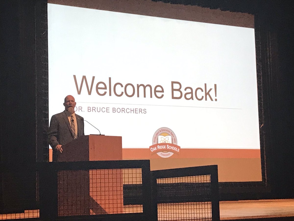 JMS_Eagles's tweet image. Kicking off our first day!  JMS is so thankful for the support of Dr. Borchers and our BOE (Keys Fillauer, Laura McLean &amp;amp; Erin Webb)! #ORSRocks #JMS @ORSchools #Everybody #Always