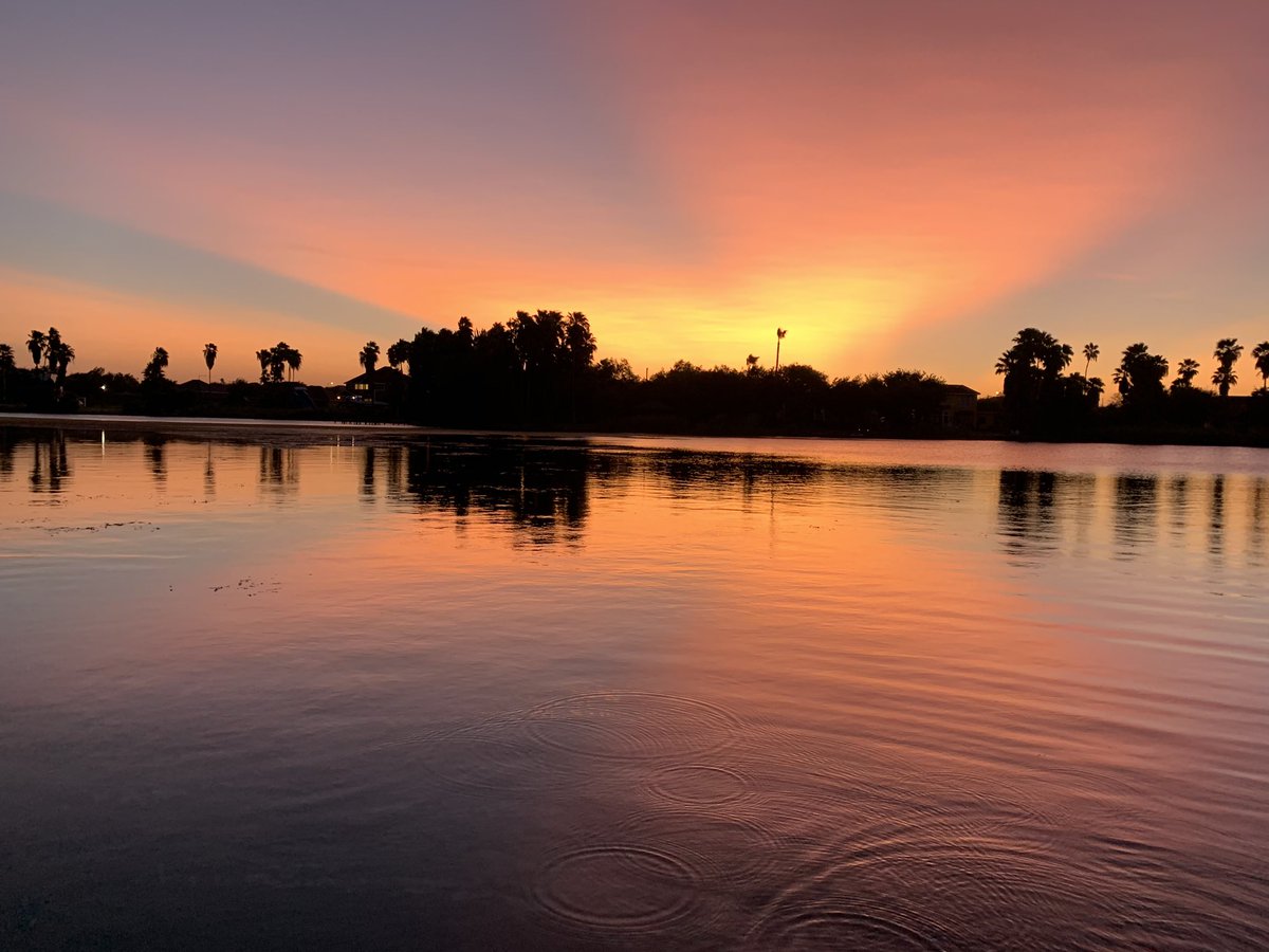 DannyFl65974022's tweet photo. Beautiful view at La Joya lake! https://t.co/k1ZPJwsgeP