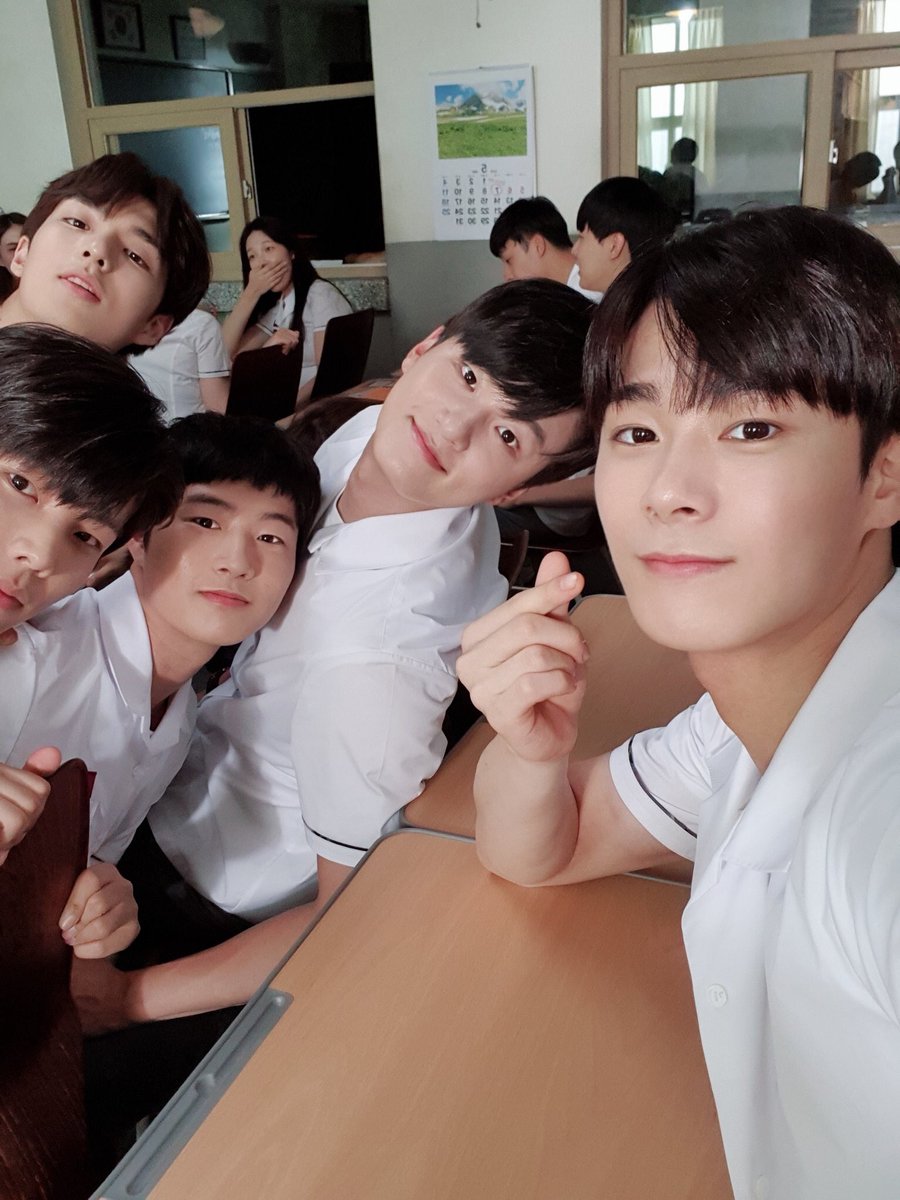 문빈 THAILAND♡ tweet media