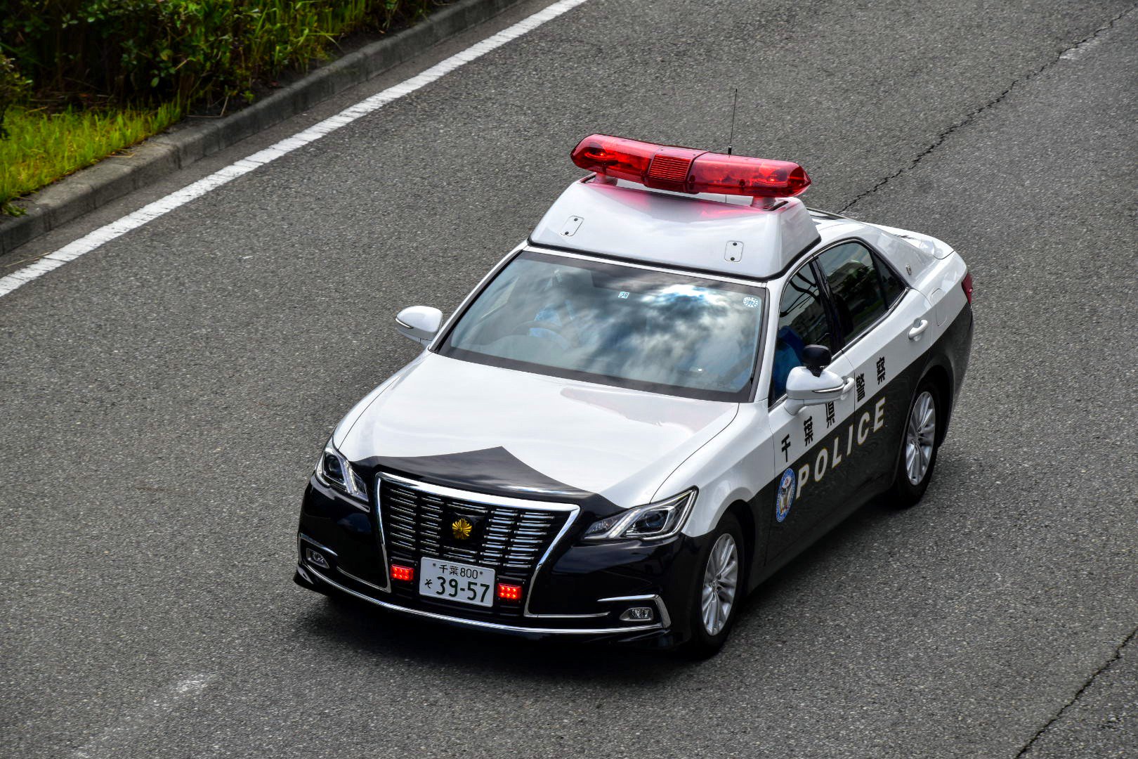 Mf10l33 No Twitter 千葉県警本部 自動車警ら隊 210クラウン警ら車 千葉7 G大阪でインテックス大阪周辺を警らしていました 千葉は交パや警護車等も持ち込んでいましたが この車両は基本単独で警らしていました 鷲 のマークの自ら隊