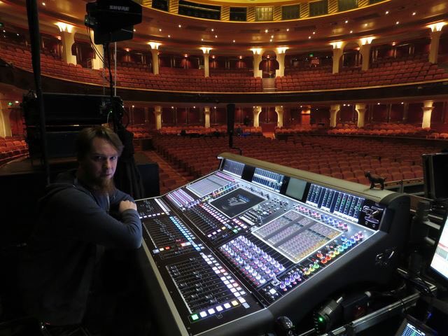 DiGiCo_official's tweet photo. English tenor & actor @AlfieBoe completed a successful UK tour with FOH engineer, Mark 'Joey' Jowitt & monitor engineer, Steve Bunting, relying on DiGiCo #SD10 & #SD7 consoles supplied by Major Tom - out on the road.
Learn More > https://t.co/d9wXbCaCQK
#DiGiCoSD7 #DiGiCoSD10 https://t.co/p4PvdKALdm