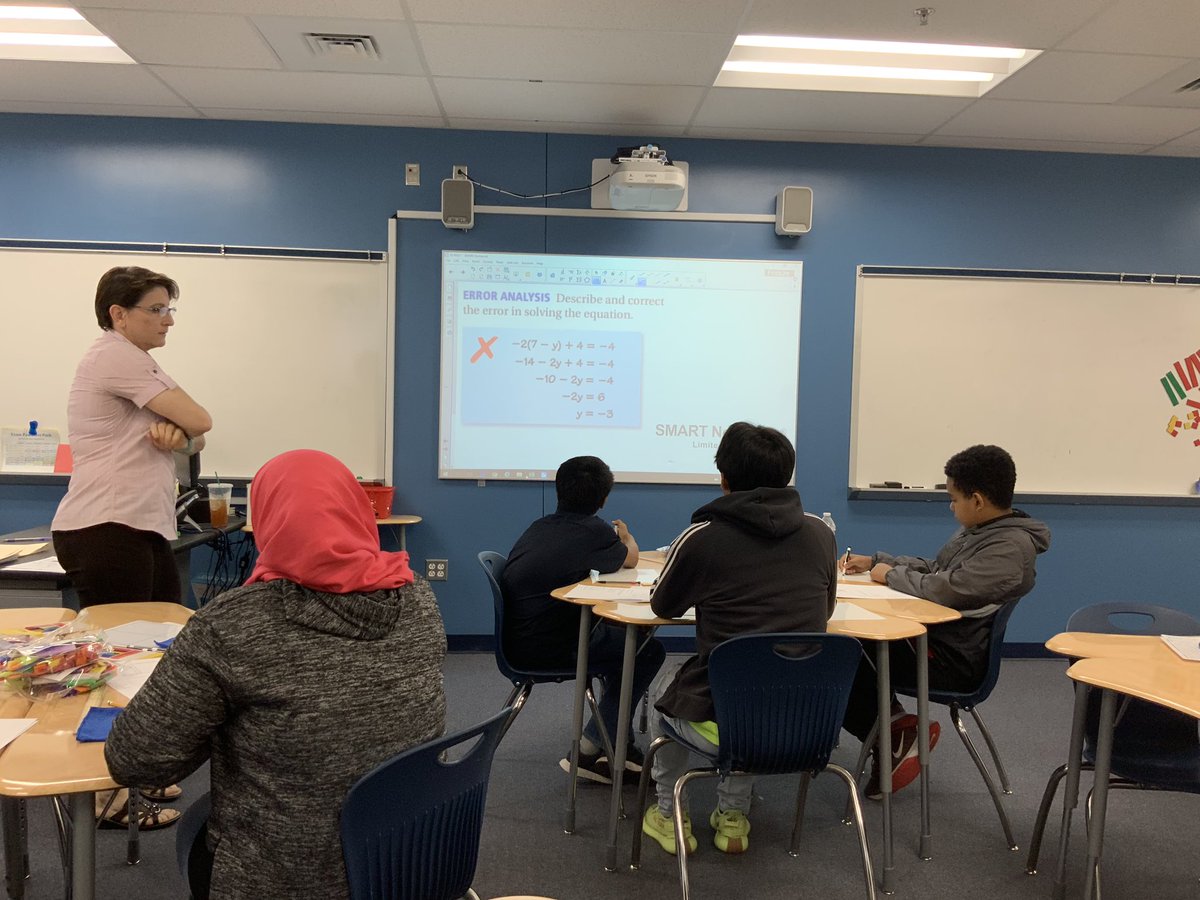 beemer_ed's tweet image. Mrs. Shaver and Mr. Gelpi’s math students are doing high-level rigor in class today! 
#LakeRidgesummerschool
#PWCSsummerschool