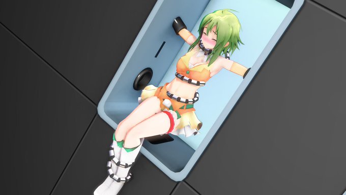 ②すべての機能にオートモードが備えてありますので安心!まずは手を拘束してみましょう。
 しっかり拘束できているかは正面から見て、十字架に磔られているように見えればOKです。

「いたっ、は、はなして・・・!」 