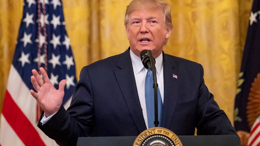HuntersLead's tweet photo. "NRA Hunting Website Contributor Invited To White House: https://t.co/y7KKmH7hi5 gets a front-row seat to the President’s remarks on the environment." @realDonaldTrump @DOIPressSec @SecBernhardt @mclaugh19 #NAMWC #huntingaccess #BruceHroback—https://t.co/dNyxAZFS8r— https://t.co/3Hk27VNS0Q