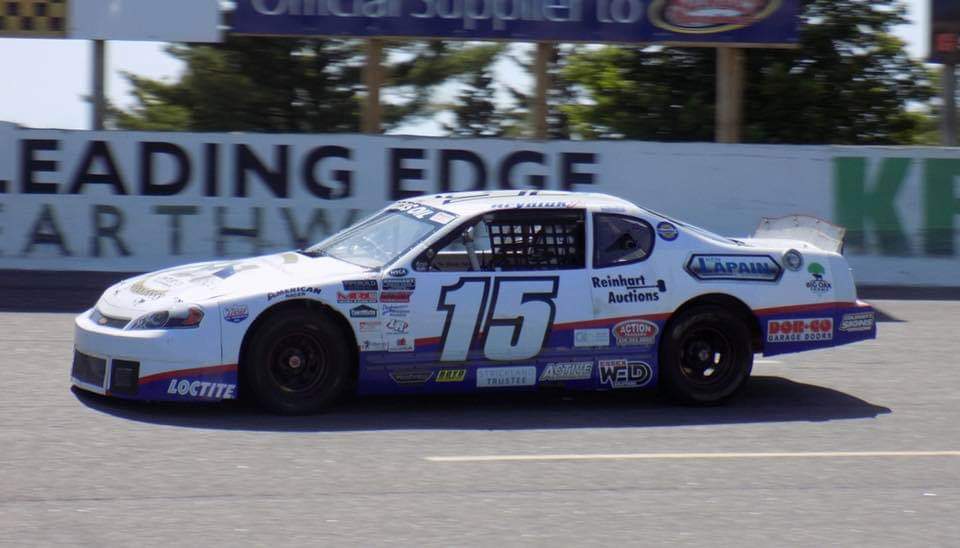 HryniukHall_15's tweet photo. Almost time to hit the track again. Sauble Speeway, this Saturday. Fill those stands. @Sauble_Speedway @cup_lucas @MHryniuk1515 https://t.co/gFMyIwjnjA