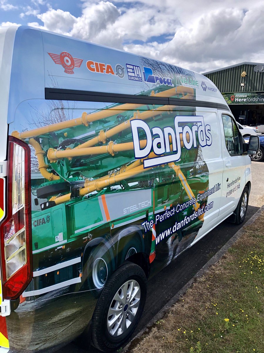 signature_hfd's tweet photo. Good afternoon #herefordhour hope everyone’s having a good Monday!

Another livery job the #signrite team have completed for @DanfordsE 

Be sure to check them out for the latest concrete equipment at competitive prices >>> https://t.co/prWiQqVp42

#abcsignrite #danfords #livery https://t.co/UyLIGXwGoM