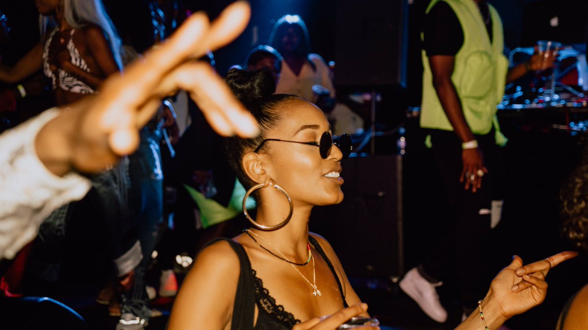 GUAPMAG's tweet photo. #GUAPPARTY β οΈπ
It was deffo a βhotβ summers night π₯
π· @LifeOfWays https://t.co/cYMpKxGQny