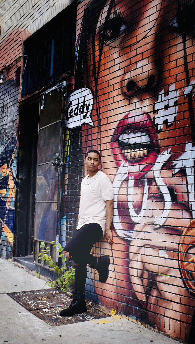 teesmiley04's tweet image. #studmodel #studyoutuber #Musician #lesbian #Sub4Sub 🔥🔥