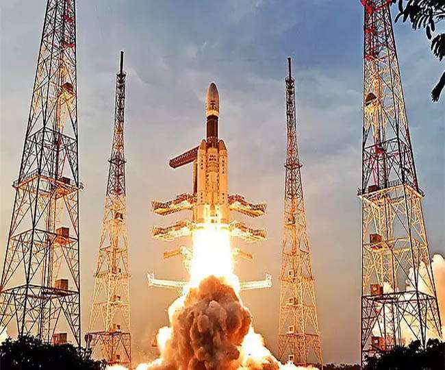 DN_Thakur_Ji's tweet photo. चंद्रयान-2 के सफलता पूर्वक लॉन्च के लिए इसरो के समस्त वैज्ञानिकों को हार्दिक बधाई एवं शुभकामनाएं, हमे आप पर गर्व है। #Chandrayaan2 #ISRO #GSLVMkIII #IndiaMoonMission #चंद्रयान2 https://t.co/CXX1cITDbf