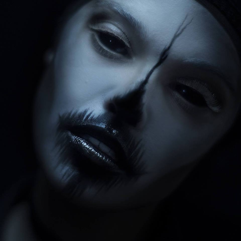 bluntmagus's tweet photo. Up next #interview wise?!
One of the most unique artists in the #musicindustry today SKYND 💀
From her imaginary friend right through to working with #JonathonDavis of Korn - we cover it all!
Look for the interview Wednesday night at 8pm AEST!!!
#TheUndergroundAustralia #Skynd https://t.co/kPlUwM7MhY