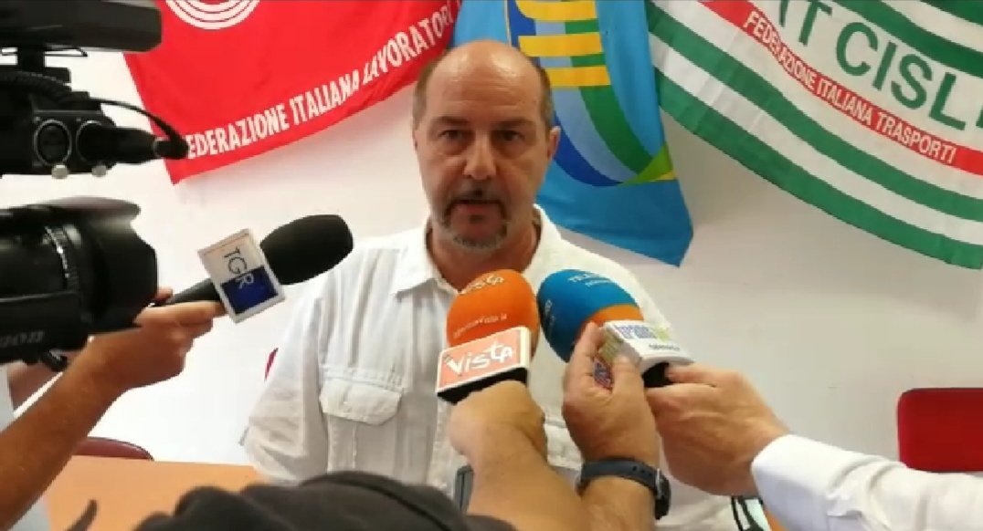 CislLiguria's tweet photo. Conferenza stampa presentazione #Sciopero #nazionale unitario #trasporti #24luglio. Al centro l'assenza di interlocuzione con il #Governo e con il #Ministero competente sulle condizioni del settore trasporti in #Italia #rimettiamoinmovinentoilpaese https://t.co/VASyRv6OSw