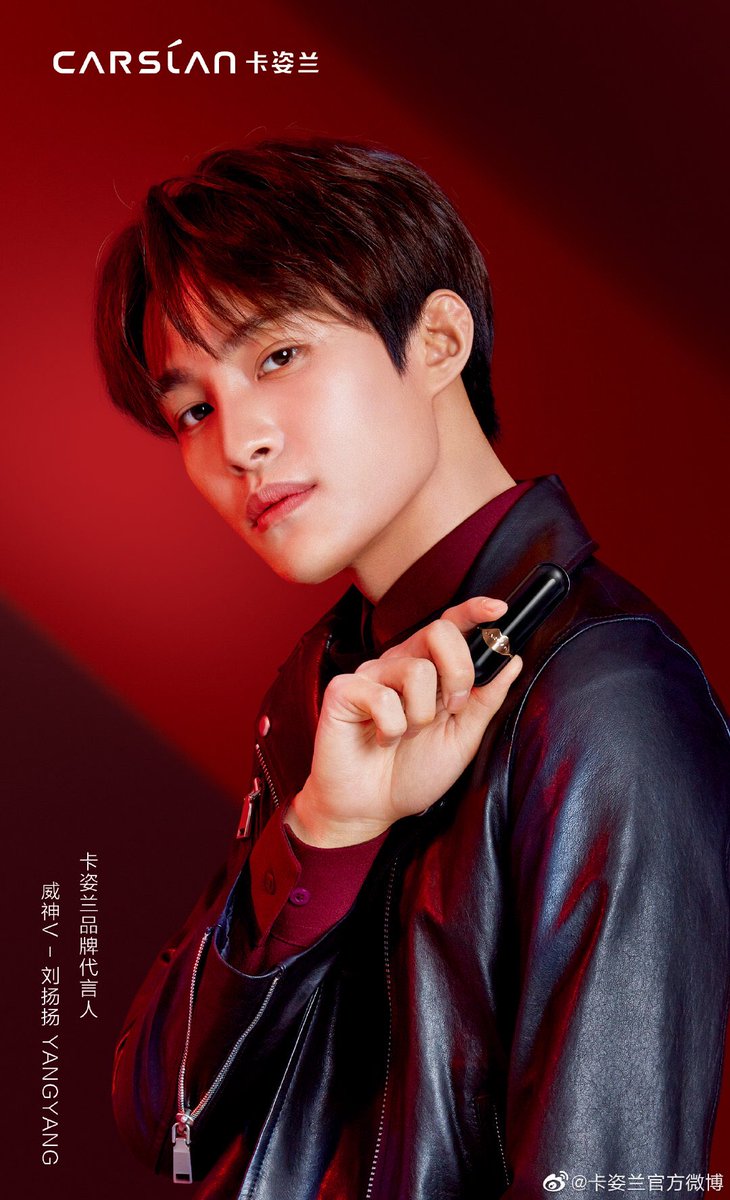 NCTFR's tweet photo. [INFO] 220719 #WayV #YANGYANG

Carslan, marque de maquillage, annonce Yangyang comme l'ambassadeur de leur nouvelle couleur de rouge à lèvres "02 Elf" #FearlessRed 👄

© sm_nct
@WayV_official https://t.co/JZ3zsPYXmz