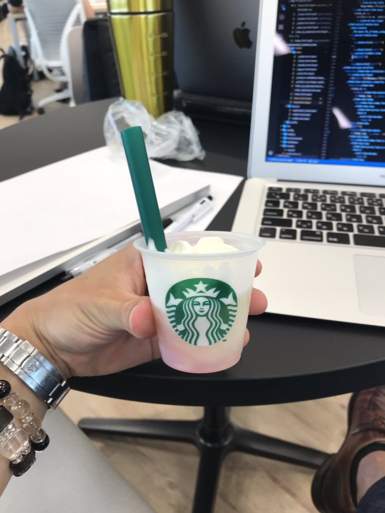 mikiji_13's tweet image. TECH_EXPERT 59日目
メルカリのデータベースはどうなっているのだろう!
複雑に感じます!
スタバ行きました😊
#JavaScript
#Ruby_on_Rails
#TECH_EXPERT
#テックエキスパート