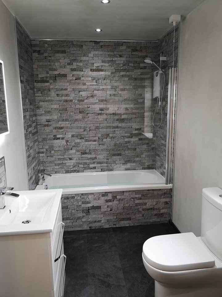 Bathshack's tweet image. We are loving the slate cladding in this recent bathroom.😍 Did you know slate cladding tiles can also be used in the kitchen?
Bathroomware from Bath Shack
Project by NOBLE Bathrooms &amp;amp; Joinery
#bathshack #bathroom #slatecladding #design