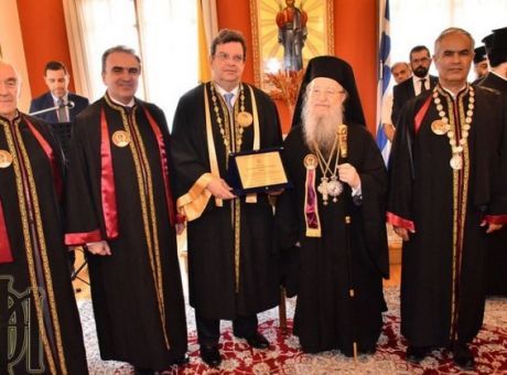 nikoskarastergi's tweet photo. Ο Παναγιώτατος Δόκτωρ Άνθιμος και άλλα μυστήρια https://t.co/hFAQmUVXKV https://t.co/DenWtfWtLf