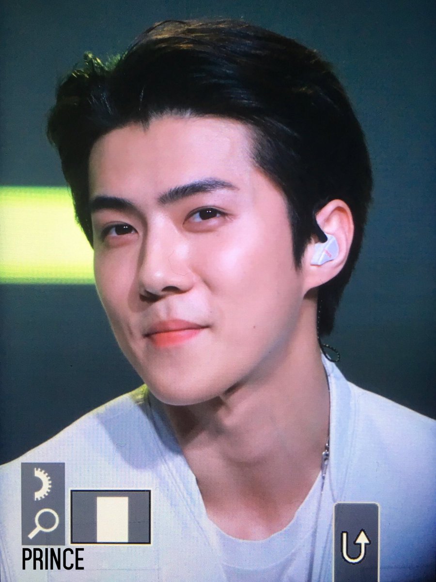 PrinceSehun412's tweet photo. 190722
#EXO #SEHUN #세훈
#EXO_SC https://t.co/NASB88aw9M