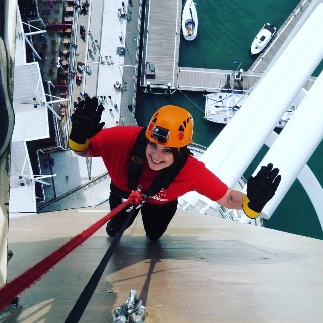 PfwThe's tweet photo. Rob &amp; Kerri of @parcelforce Basingstoke depot went and abseiled off the @SpinnakerTower at the weekend in aid of @actnforchildren Blues Programme. 
£700 and counting! 
Fabulous effort you amazing daredevils! https://t.co/1fSI7BMQBx