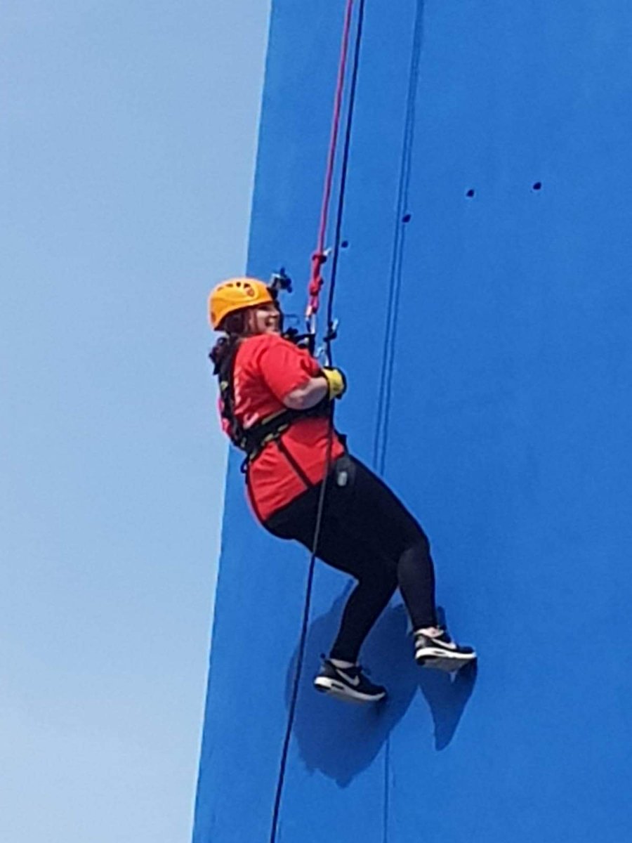 PfwThe's tweet photo. Rob &amp; Kerri of @parcelforce Basingstoke depot went and abseiled off the @SpinnakerTower at the weekend in aid of @actnforchildren Blues Programme. 
£700 and counting! 
Fabulous effort you amazing daredevils! https://t.co/1fSI7BMQBx