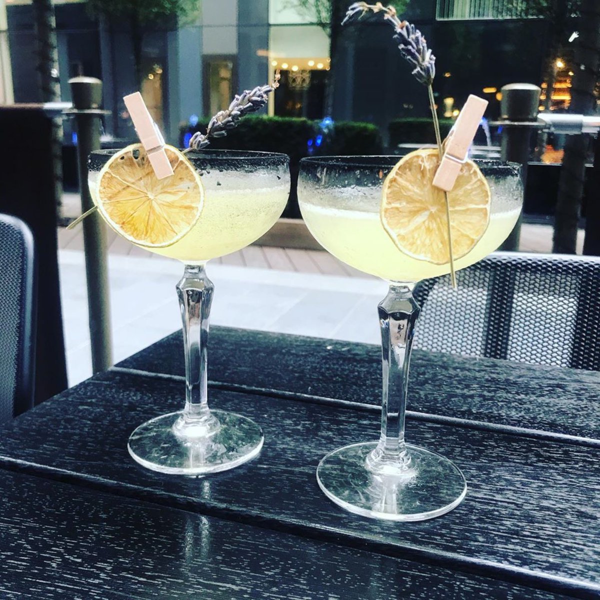 TheCoalShed1's tweet photo. Beautiful evening for some after work drinks on our terrace in #onetowerbridge! https://t.co/RLX1uNHqBS