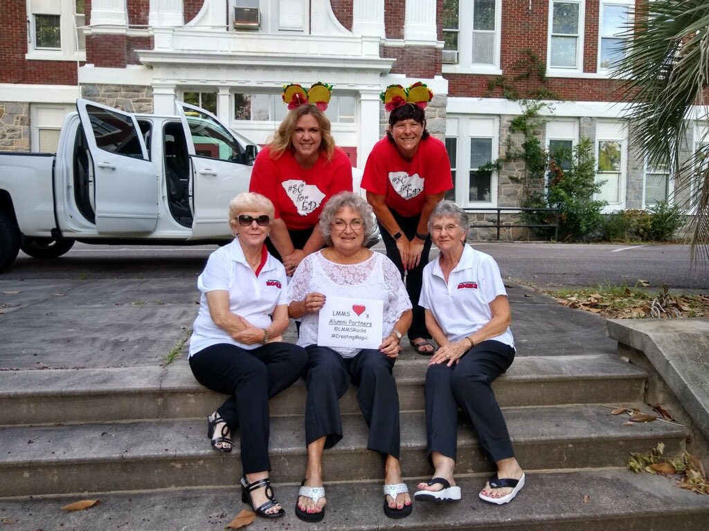 DrTiffanyHall's tweet photo. Leadership team retreat has begun with an amazing race to meet our partners. @LMMSRocks #CreatingMagic #GoosechaseApp https://t.co/akWqXngtkU