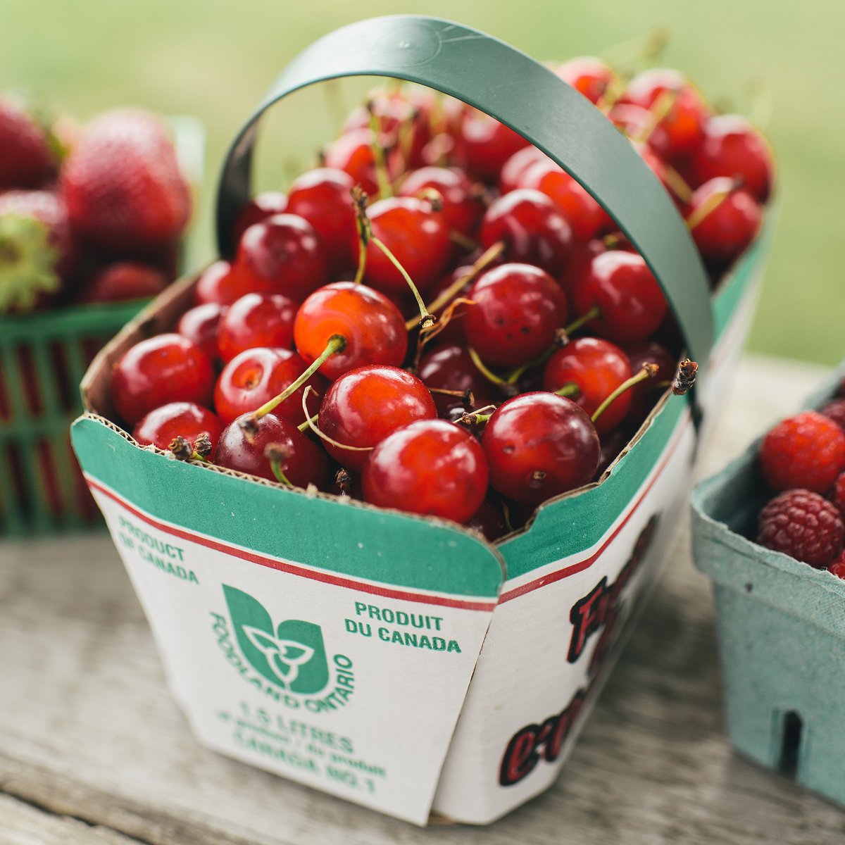 Foodland Ontario tweet media