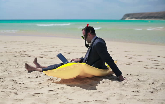 Ascape53's tweet photo. L'Ascape de #Laval est en vacances 😀🌞🍸🏝️🌄
(Réouverture fin août 2019)

Mais nos adhérents, eux, restent joignables cet été :
➡️➡️↗️↘️⏩ https://t.co/q69SURCDeA 

#CV #Emploi #Cadre #Mayenne https://t.co/7UI76zHRdA