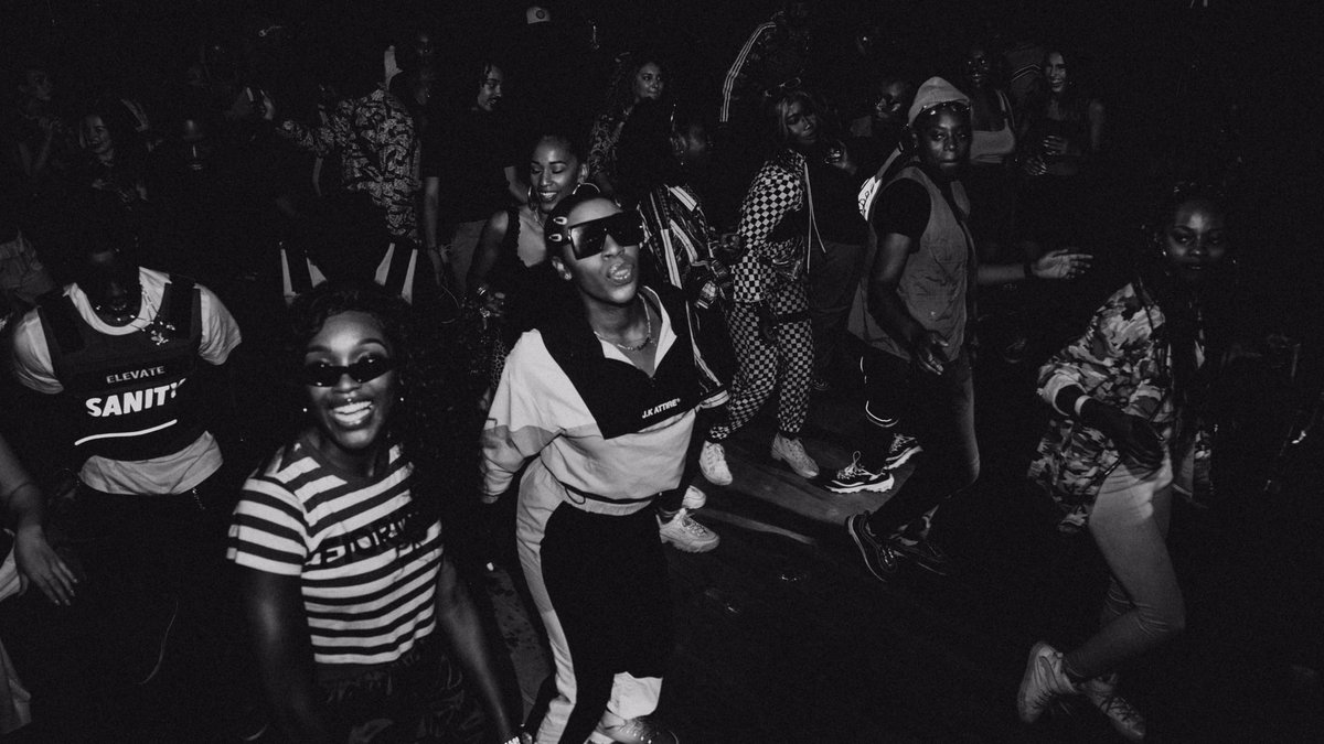 GUAPMAG's tweet photo. #GUAPPARTY π₯β οΈ
Black / White βΌοΈβ»οΈ
π· @LifeInTheBeats https://t.co/oJa4lBhZ7J