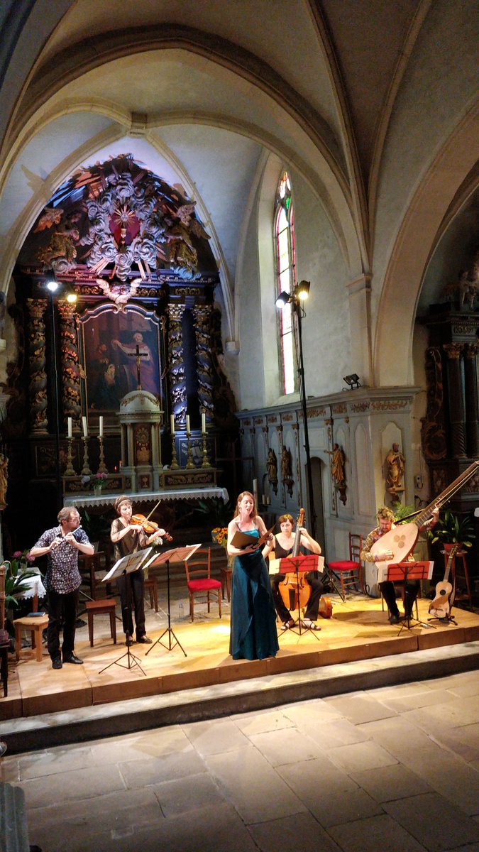 MusiqueetMmoire's tweet photo. 3e concert de ce dimanche 21 juillet, 
"La Carnaval des Oiseaux"
Ensemble Artifices !
Fin de journée ensoleillée, fortement apprécié du public, mélange champêtre de tendresse et d'humour, à l'Eglise de #Corravillers https://t.co/ielmh5a9LF