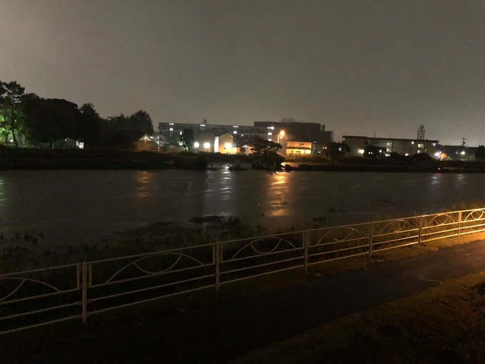 馬込川の水位が上昇 氾濫危険水位超過 現地画像 ヤバイわ 静岡県浜松市 まとめダネ 馬込川の水位が上昇 氾濫危険水位超過 現地画像 ヤバイわ 静岡県浜松市 まとめダネ