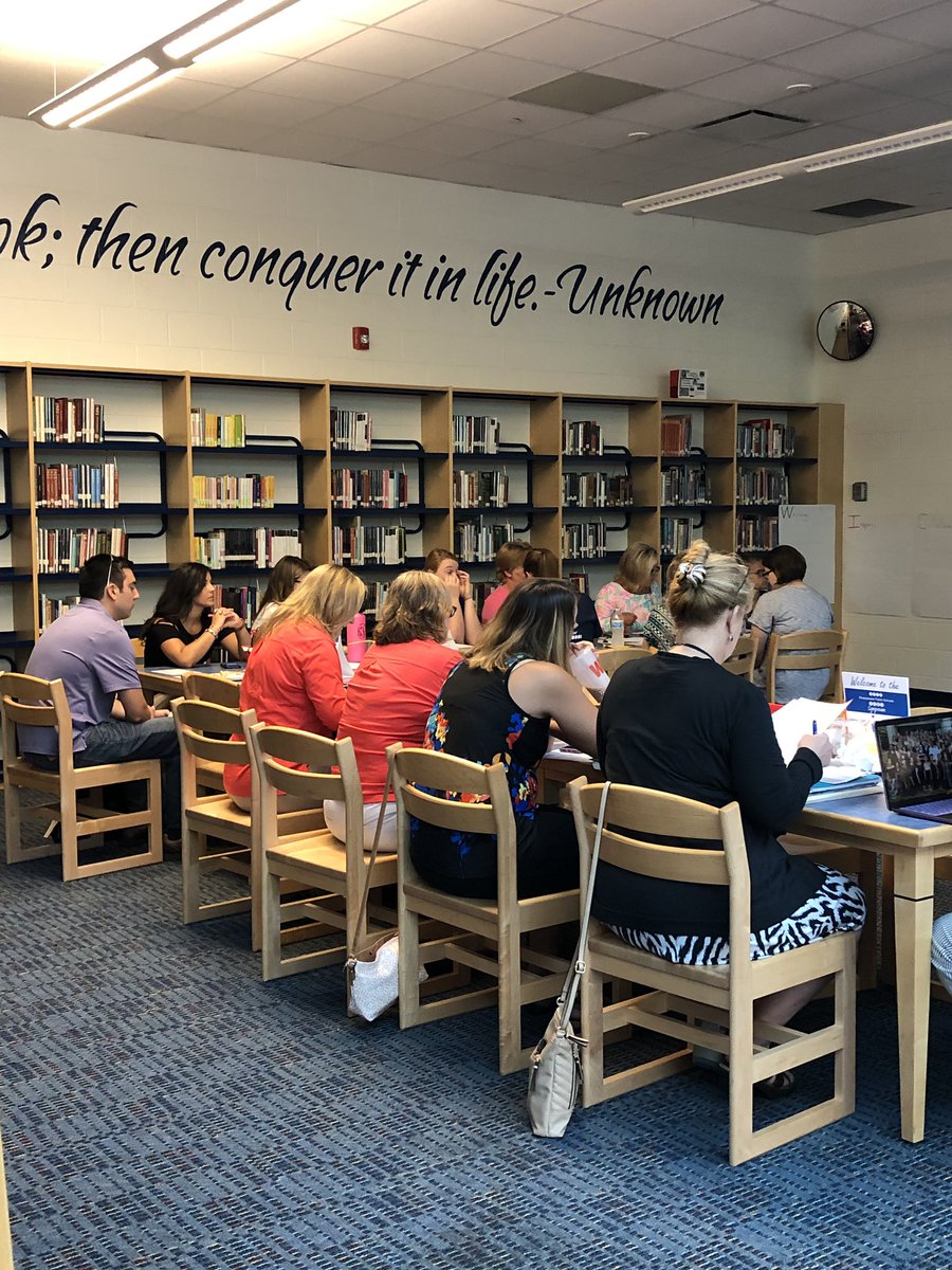 roxieedge's tweet photo. CPS first ever AVID Symposium is underway.  Nothing better than working with excited AVID teachers &amp; ADMIN. Thanks Laura Kole  &amp; Tracy Reynolds for making it happen 😊#cpsAVID #inspireCPS https://t.co/8mLksoBxo2
