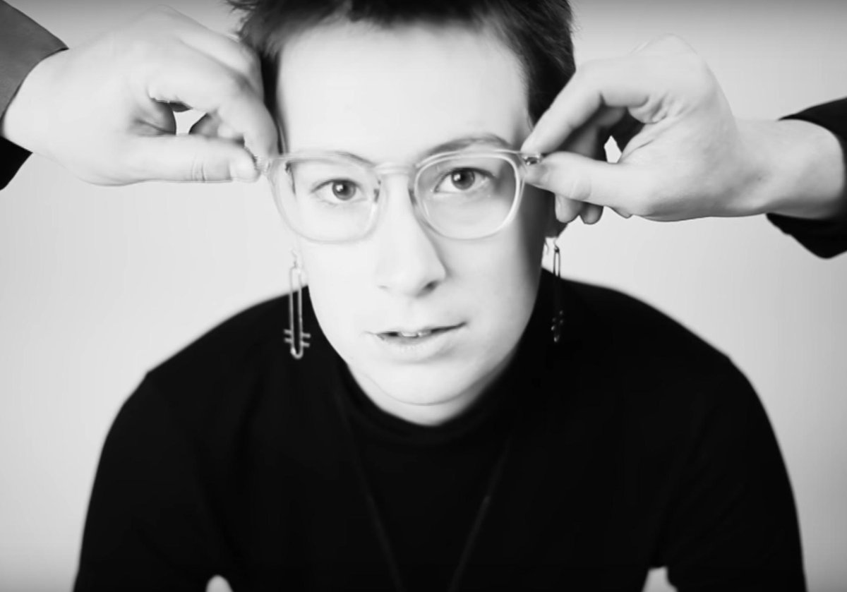 JAMESMGILMORE's tweet photo. Love this new single by @tullylina ​. Such beautiful songwriting and haunting strings. 

Bad At Parties | Stream today: https://t.co/suKJdZXk4S
#nowplaying #mainemusic #maine #songwriter #singersongwriter #localmusic #alternative #LocalMusicMondays https://t.co/xrsJnAcQdE