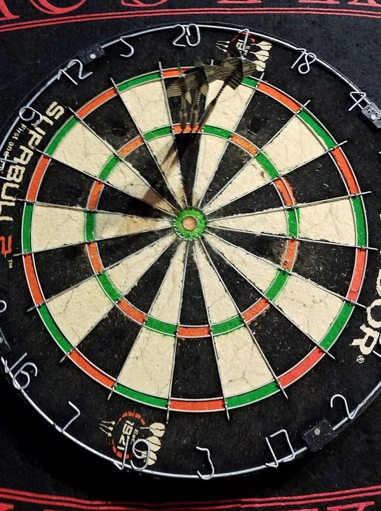 JessiDartAddict's tweet photo. One of my New Year resolutions was to hit a #Ton80 during match play in a #darttournament. 5 months left, and still only hitting them in practice. #darts #DallasDarts https://t.co/panTUPT7RT