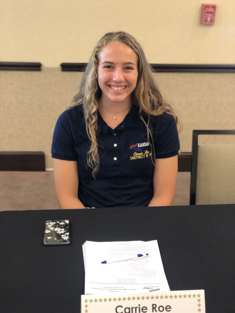 Herington Schools tweet media