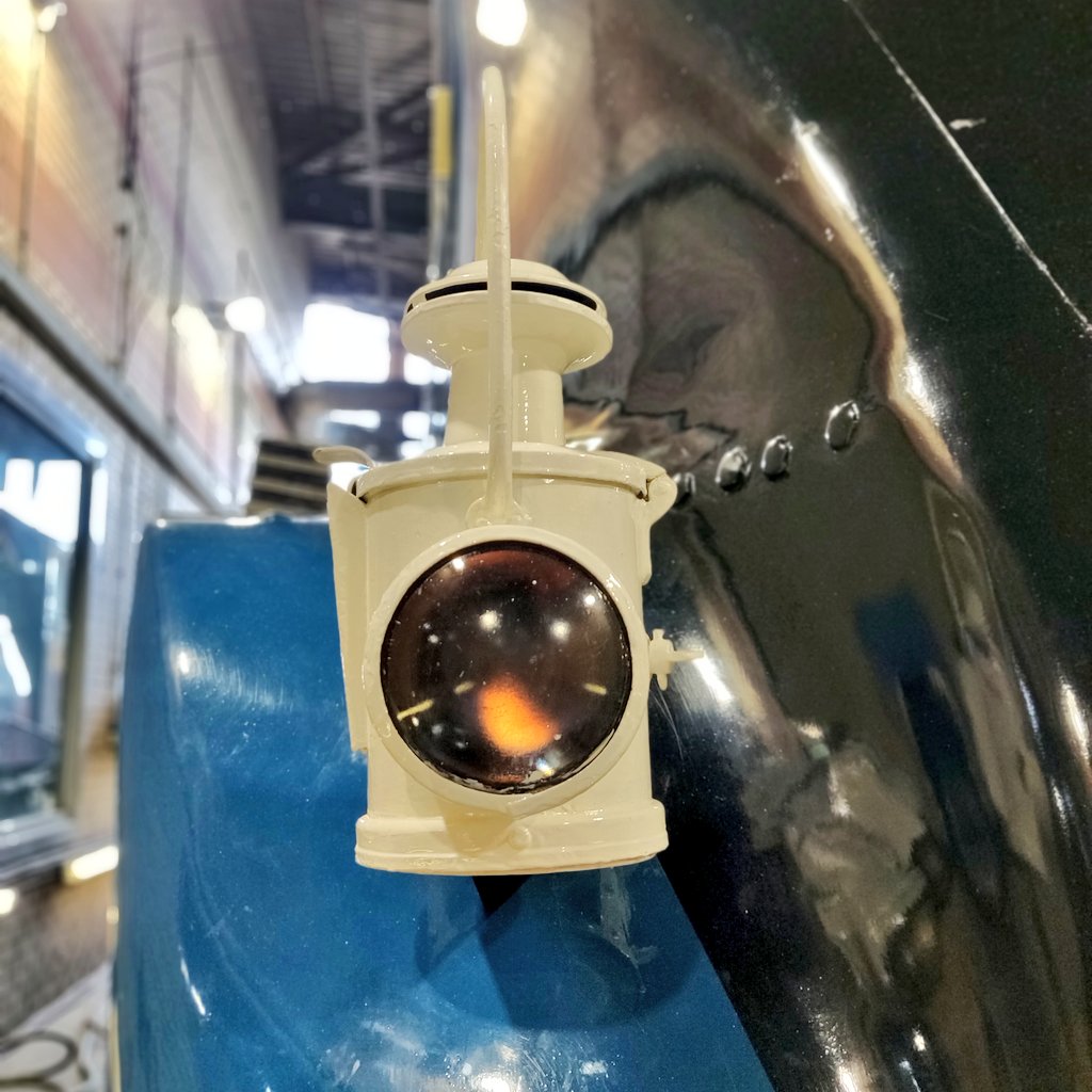 cefairless's tweet photo. #TeamConservation Chris is prepping the parafin lamps that would've adorned this iconic loco. #LetThereBeLight #BigBlue #WeLoveTrains https://t.co/YrR6tbTslv