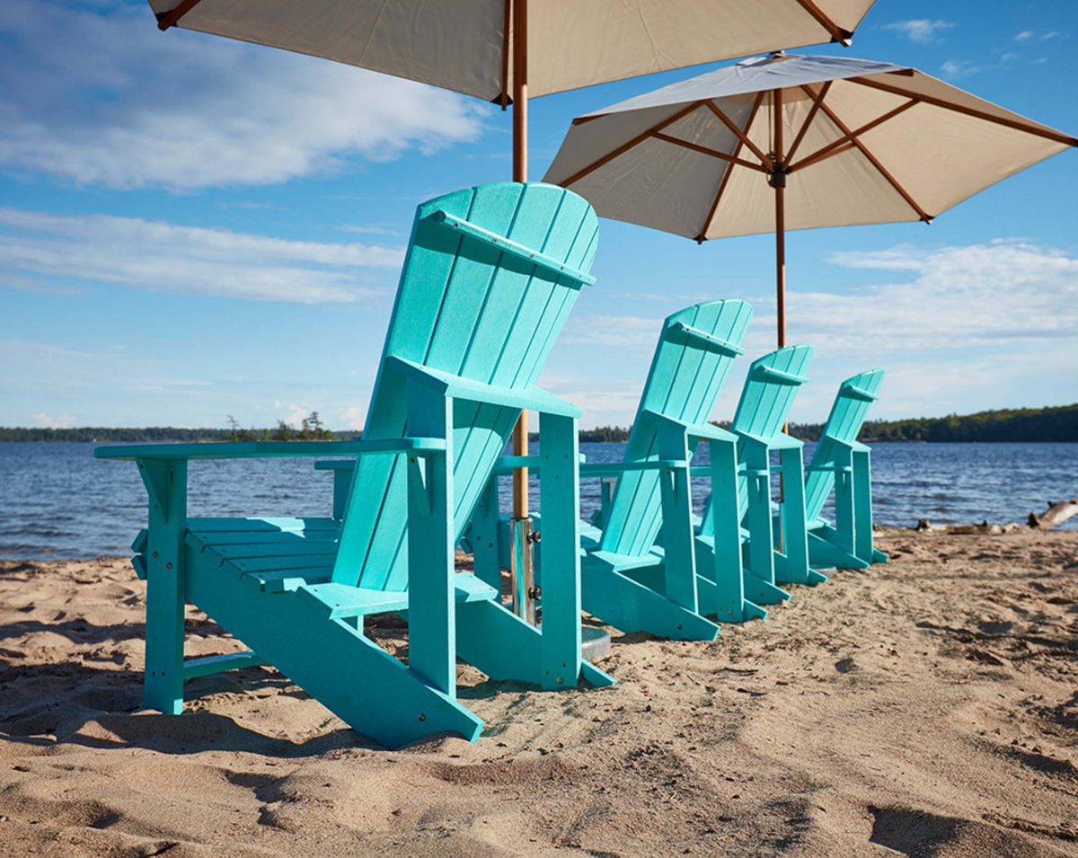 cottagespot's tweet photo. What better way to start off the week? 

#adirondackchairs #muskokachairs #beach #lake #waterfront #cottage #cottagelife #cottagecountry #muskoka #canada #recycledplastic #crplastics #crp #crplasticproducts #thisisthelife #summer #vacation https://t.co/r3ww8Dptab