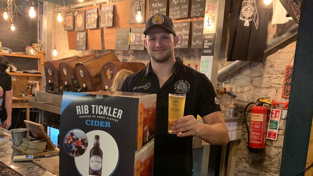 theRPA's tweet photo. 📸 Huge well done to our players at @ribticklercider who have presented their first cheque to the @Exeterchiefs Foundation after a successful first few months of business! 🍏

Great to see the lads' hard work pay-off👏

#ForOurPlayers https://t.co/j6fJxvKwyY