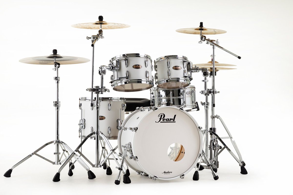 Smooth classic sounding kit. Tonnes of character.Take your Pearl Masters Maple Reserve with you on tour, to the studio or the practice room. It will sound amazing every time thanks to the high quality hardware and Pearl's master craftsmanship.Check it out: pearleurope.com/product/drumse…