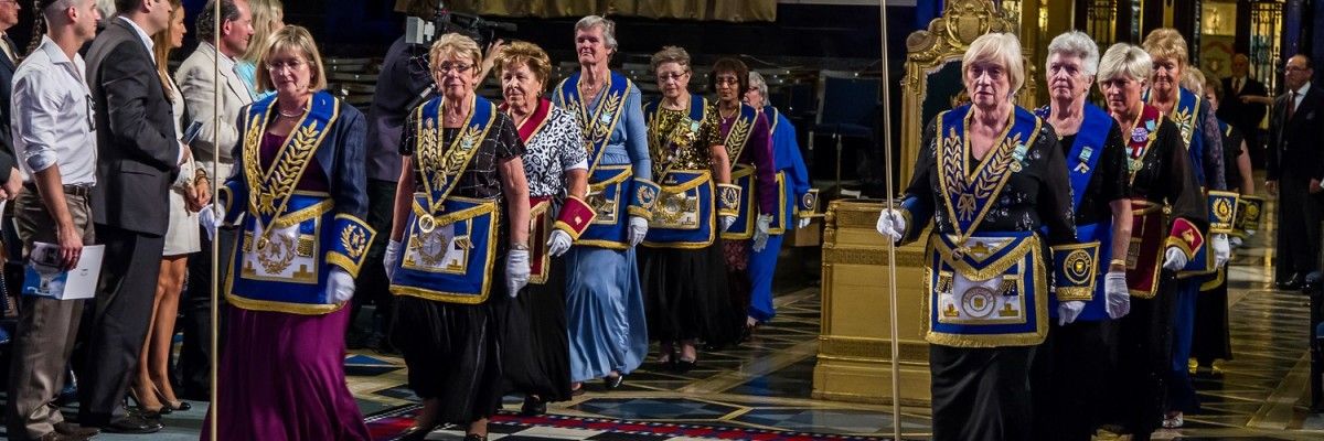 DerbysFreemason's tweet photo. There are about 4,700 female Freemasons in the UK and 200,000 male Freemasons in England and Wales with more under the Grand Lodge of Scotland. https://t.co/5iIdKVHzTi