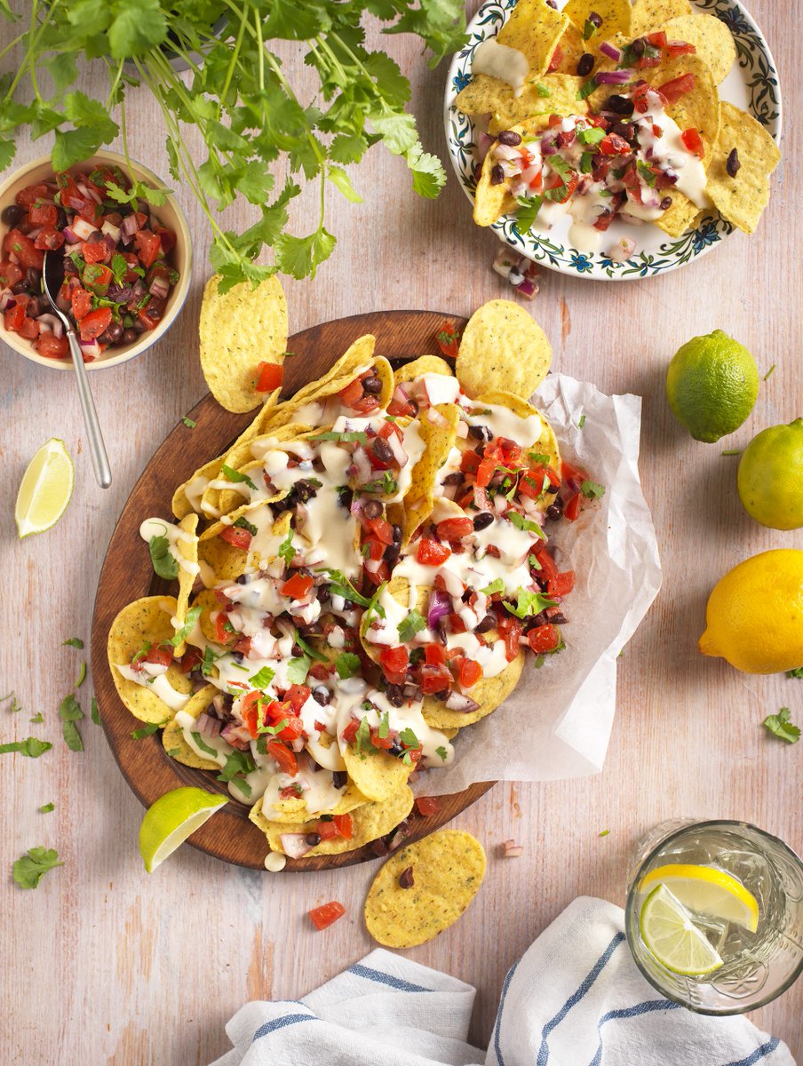 Primula_Cheese's tweet photo. Mexican Monday πΆοΈ Our Ultimate Nachos are an essential for Mexican night - simple to create and fun to eat π
#Primula #PrimulaCheese #PrimulaMakes #Mexican #Monday
For recipe visit: https://t.co/5xEphiZqqi for the recipe https://t.co/aivM2DgYeH