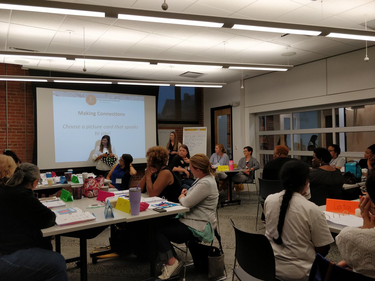 lisachambers's tweet image. Lots of excitement in the room as we launch #E4Tech PD with grade 5-6 teachers in #CLE this week! @techcorps_org @Connect2TLC @CSforCLE @CS4OH #CSforAll