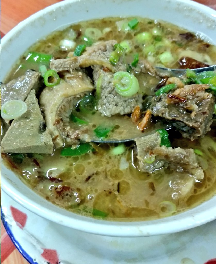 banyumurti's tweet photo. Coto H Daeng Tayang
Didampingi ketua, menjadi pilihan makan malam bijaksana di Makassar
#kulinermakassar #daharbae https://t.co/Uf2iJB1Cul