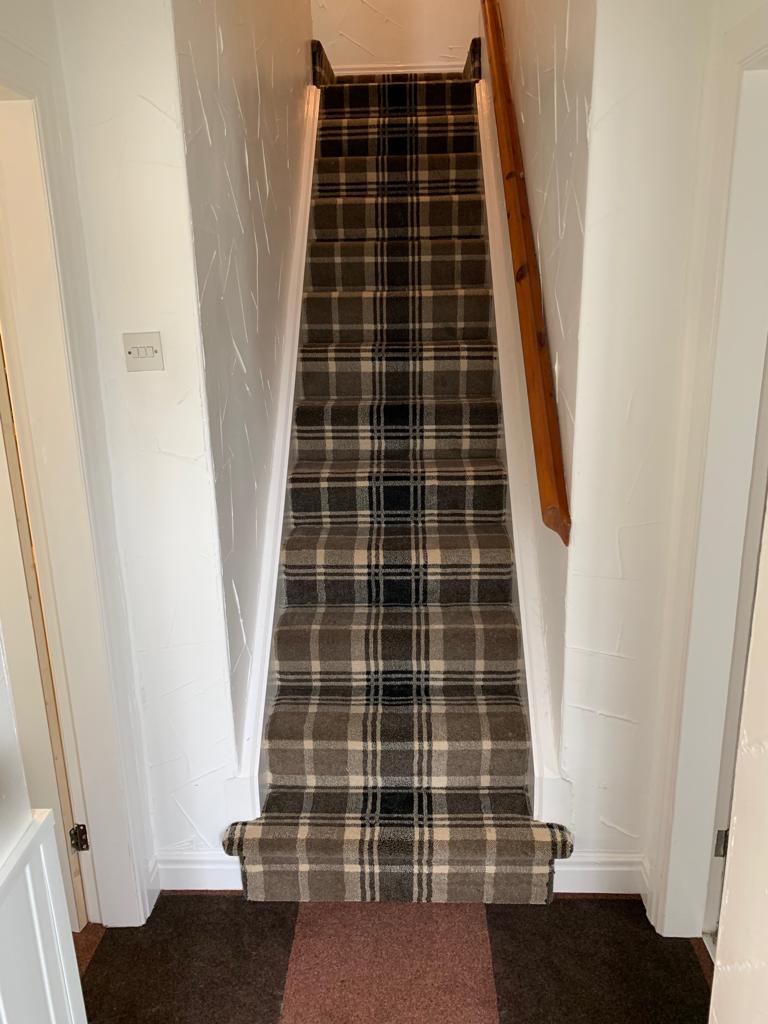 fellscarpets's tweet image. #Wakefield carpet specialists amazing fitting and planning involved with this @fellscarpets wilton.