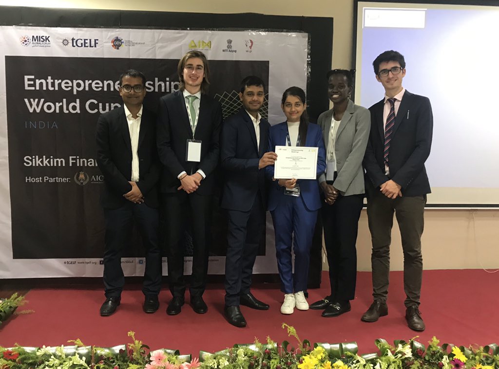 tGELF's tweet photo. We are proud to announce EzySpit as our winner for the Sikkim Regional Finals! We were fascinated by your innovation and are very excited to see you at the National finals in Delhi
#EWCIndia #EWCSikkim #AIM #womenentrepreneurs #NITIAayog #MiskGlobalForum #GlobalEntrepreneurship https://t.co/DvZlsBuPdP