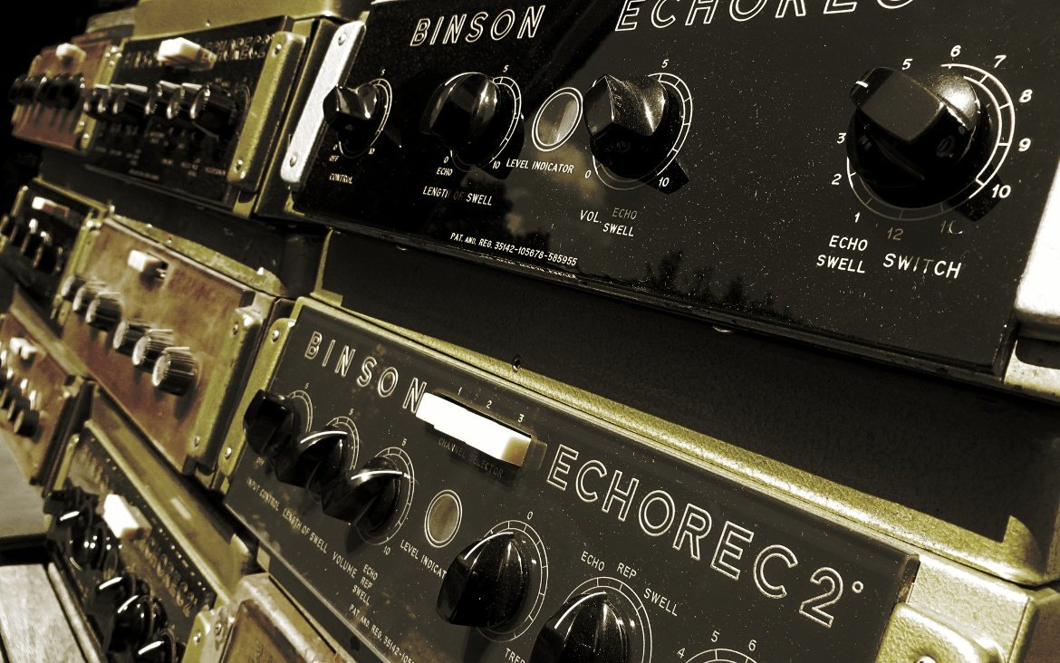 effectrode's tweet photo. This is Echorec Control: Here at Effectrode we don't only build tube effects pedals, we also repair and rebuild Binson Echorecs to an exceptionally high standard #binsonechorec #echorec2 https://t.co/rquNfmzrNz