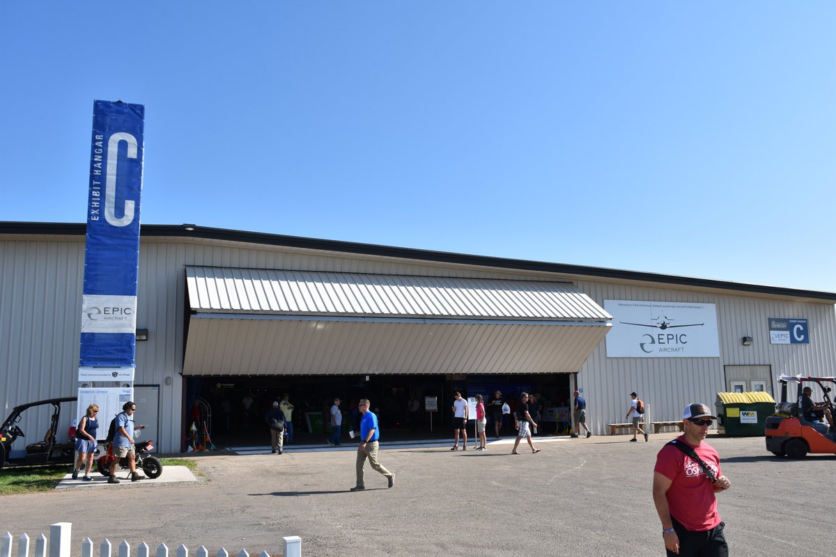 CloudAhoy's tweet photo. Time to kick off #OSH19 Day 1; stop by Hangar C and visit us at booth 3083!  We will be handing out entries to the @FlightChops Mobile Tech giveaway! https://t.co/Y6V7fcDXsf