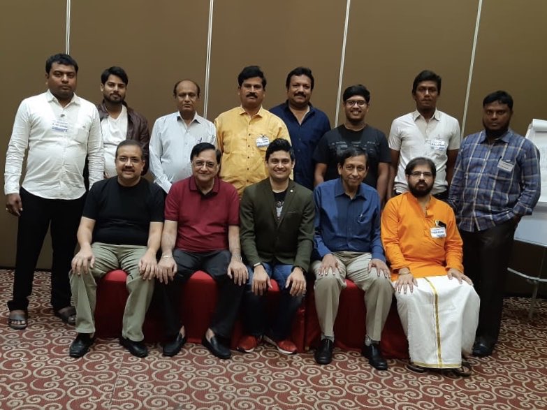 nakulshenoy's tweet image. Some glimpses of the #MagicWorkshop held this weekend in Hyderabad. Best part was all the participants performing magic in fromt of all the others. The best start to their journey in magic. It was fantastic that @SauravCDS also made time and joined us.