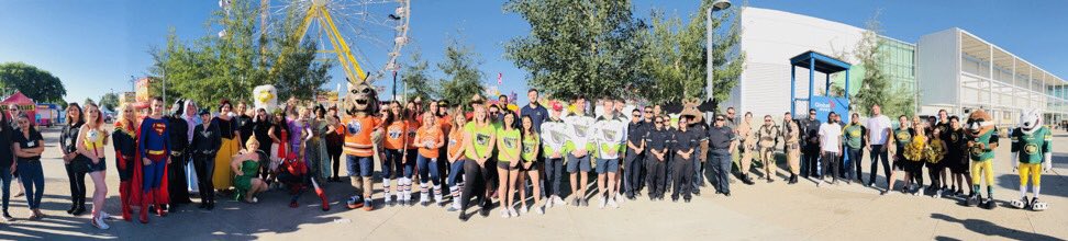 MargeauxMaron's tweet image. Check out this fantastic group of community champions ensuring kids with special needs get an outstanding midway experience at @KDaysyeg. #MondayMorningMagic #yeg #ouryeg