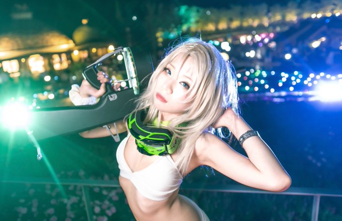 Twitterのコスプレ画像14