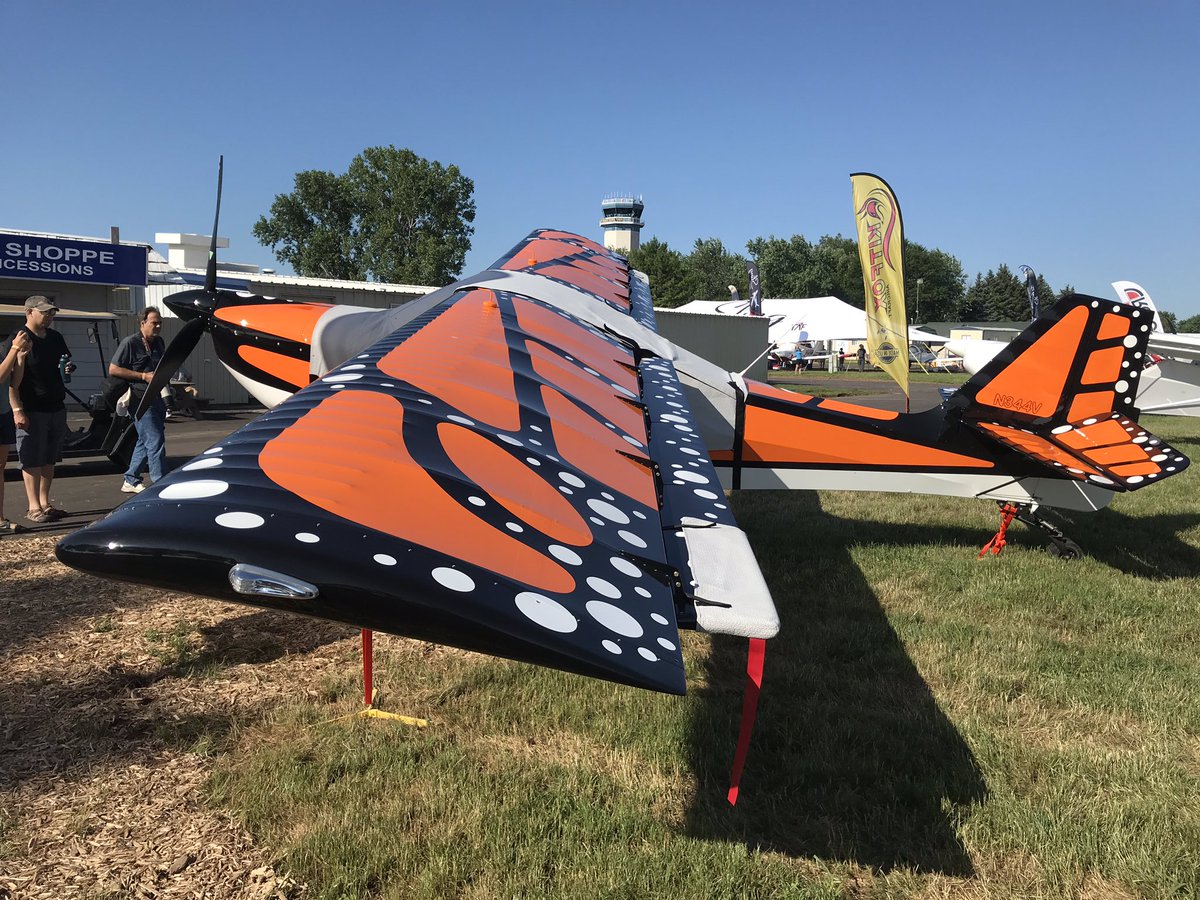 mbmorrison04's tweet photo. #OSH19 #50inOSH New paint scheme for the Zenith? https://t.co/OAvxX5Nlbt